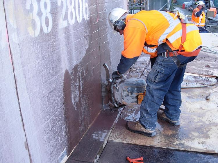 Concut NSW - Hand Sawing (2)